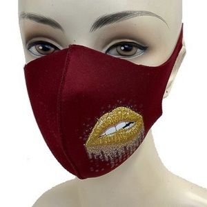 🔴3 for $12🔴 •Grunge Lip• Trendy Face Mask